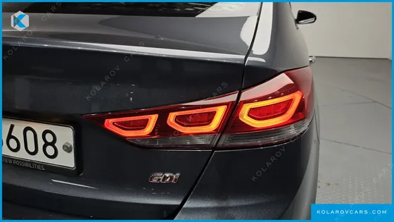 HYUNDAI ELANTRA (AVANTE) 1.6 GDI MODERN