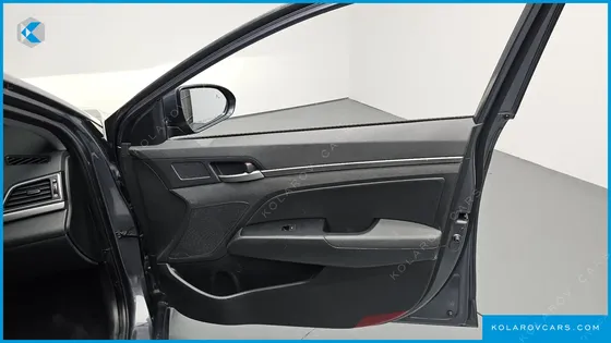 HYUNDAI ELANTRA (AVANTE) 1.6 GDI MODERN