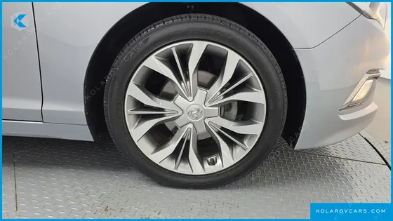 HYUNDAI SONATA 2.0 SMART