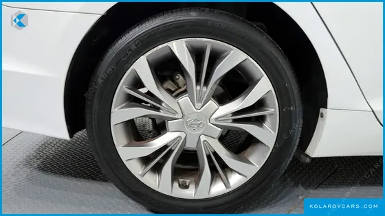 HYUNDAI SONATA 2.0 SMART