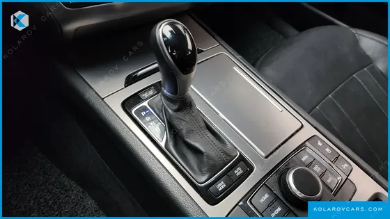 HYUNDAI GENESIS G330 PREMIUM AWD