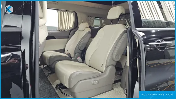 KIA CARNIVAL GASOLINE 9-SEATER HI-LIMOUSINE