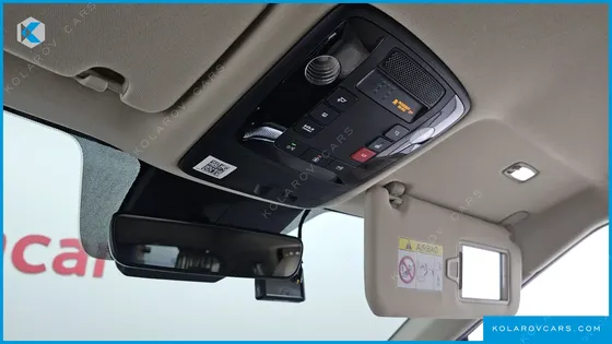 KIA CARNIVAL GASOLINE 9-SEATER HI-LIMOUSINE