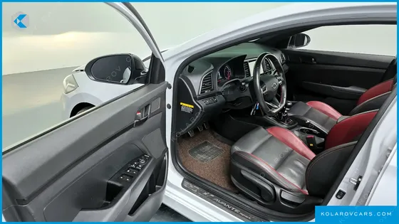 HYUNDAI ELANTRA (AVANTE) 1.6 TURBO SPORT