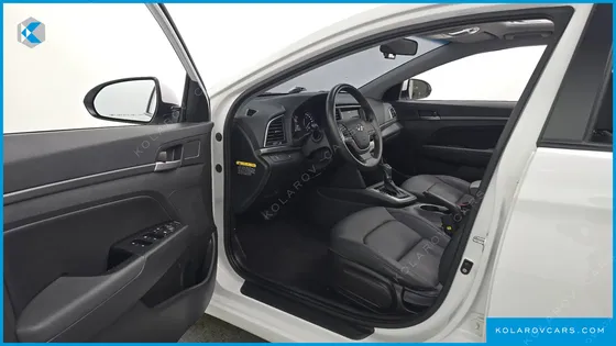 HYUNDAI ELANTRA (AVANTE) 1.6 GDI SMART
