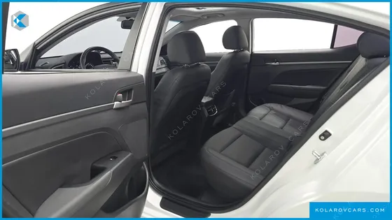 HYUNDAI ELANTRA (AVANTE) 1.6 GDI SMART