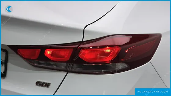 HYUNDAI ELANTRA (AVANTE) 1.6 GDI SMART