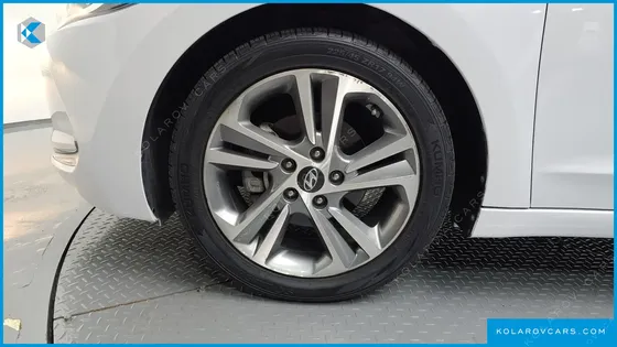 HYUNDAI ELANTRA (AVANTE) 1.6 GDI VALUE PLUS