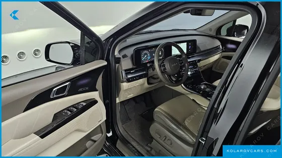 KIA CARNIVAL GASOLINE 4-SEATER HI-LIMOUSINE