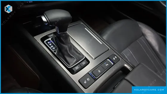 HYUNDAI GENESIS G330 MODERN