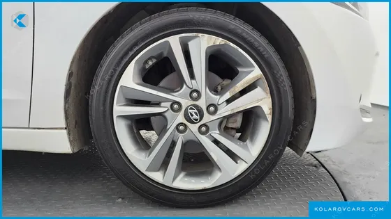 HYUNDAI ELANTRA (AVANTE) 1.6 GDI VALUE PLUS