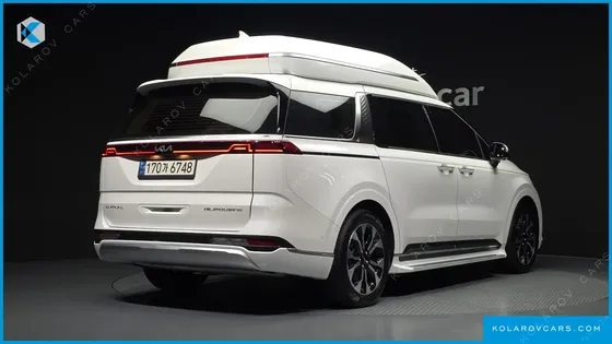 KIA CARNIVAL GASOLINE 7-SEATER HI-LIMOUSINE