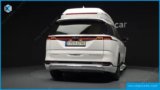 KIA CARNIVAL GASOLINE 7-SEATER HI-LIMOUSINE