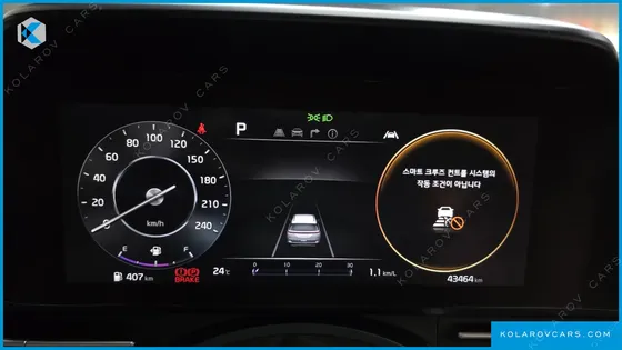 KIA CARNIVAL GASOLINE 7-SEATER HI-LIMOUSINE