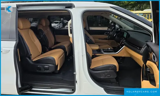 KIA CARNIVAL GASOLINE 7-SEATER SIGNATURE