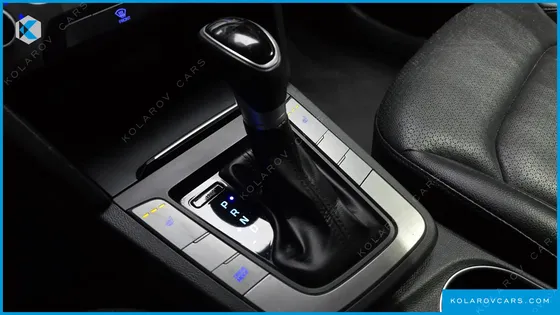 HYUNDAI ELANTRA (AVANTE) 1.6 GDI VALUE PLUS