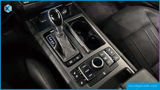 HYUNDAI GENESIS G330 PREMIUM AWD