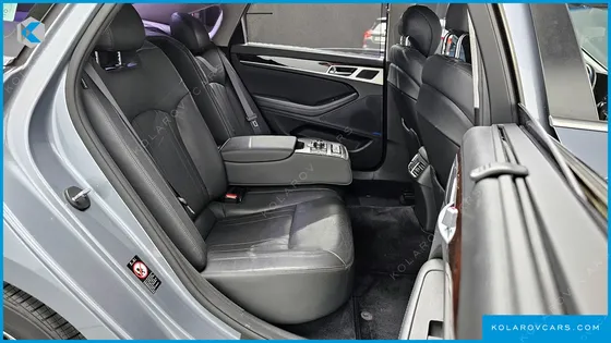 HYUNDAI GENESIS G330 PREMIUM AWD