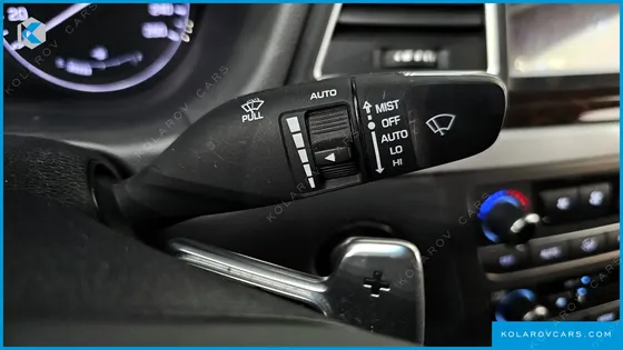 HYUNDAI GENESIS G330 PREMIUM AWD