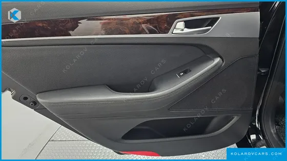 HYUNDAI GENESIS G330 MODERN AWD
