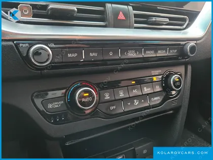 KIA NIRO TAXI