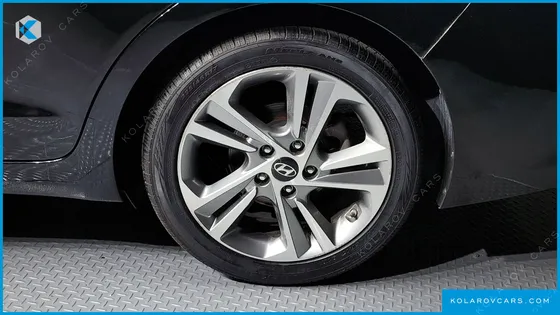 HYUNDAI ELANTRA (AVANTE) 1.6 GDI VALUE PLUS