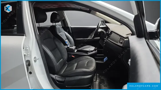 KIA NIRO TAXI