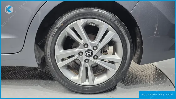 HYUNDAI ELANTRA (AVANTE) 1.6 GDI VALUE PLUS
