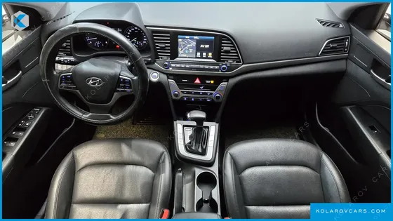 HYUNDAI ELANTRA (AVANTE) 1.6 GDI SMART