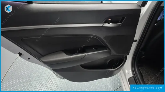 HYUNDAI ELANTRA (AVANTE) 1.6 GDI SMART