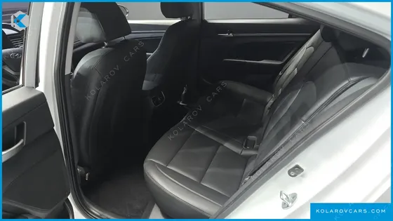 HYUNDAI ELANTRA (AVANTE) 1.6 GDI MODERN