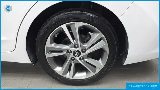 HYUNDAI ELANTRA (AVANTE) 1.6 GDI VALUE PLUS