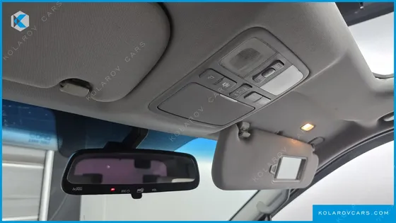 HYUNDAI STAREX 4WD WAGON 12-SEATER