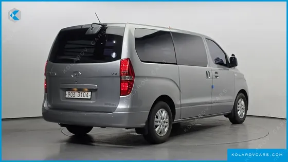 HYUNDAI STAREX VAN 3-SEATER