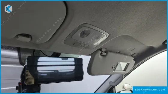 HYUNDAI STAREX VAN 3-SEATER