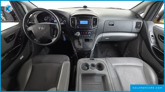 HYUNDAI STAREX WAGON 12-SEATER