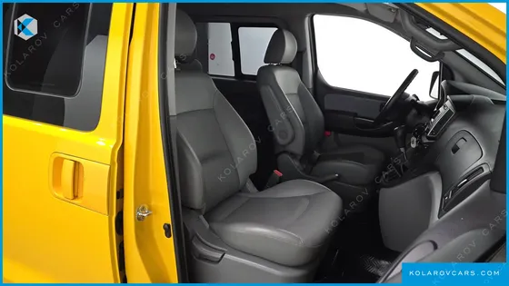 HYUNDAI STAREX VAN 5-SEATER