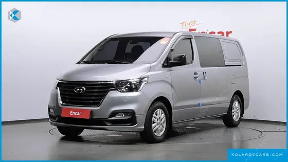 HYUNDAI STAREX VAN 5-SEATER