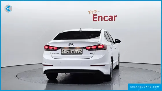 HYUNDAI ELANTRA (AVANTE) 1.6 GDI SMART