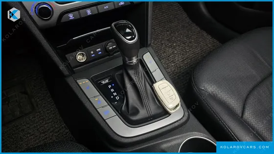 HYUNDAI ELANTRA (AVANTE) 1.6 GDI SMART