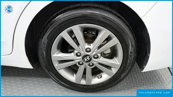 HYUNDAI ELANTRA (AVANTE) 1.6 GDI SMART