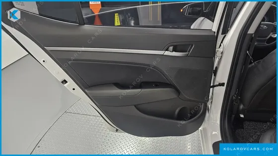 HYUNDAI ELANTRA (AVANTE) 1.6 GDI SMART