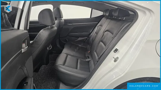 HYUNDAI ELANTRA (AVANTE) 1.6 GDI SMART