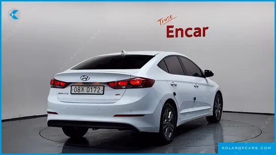 HYUNDAI ELANTRA (AVANTE) 1.6 GDI SMART
