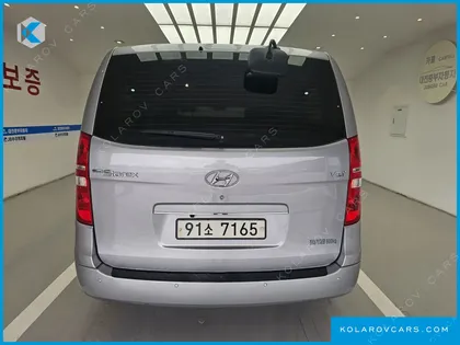 HYUNDAI STAREX VAN 3-SEATER