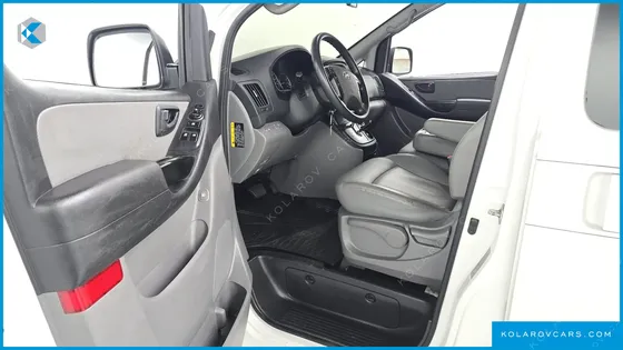 HYUNDAI STAREX 4WD WAGON 12-SEATER