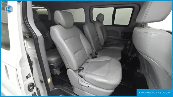 HYUNDAI STAREX 4WD WAGON 12-SEATER