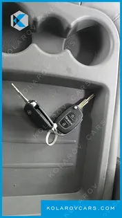 HYUNDAI STAREX 4WD WAGON 12-SEATER