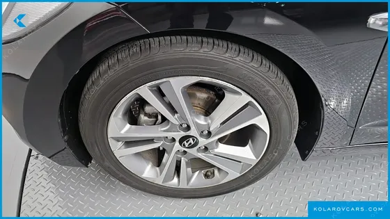 HYUNDAI ELANTRA (AVANTE) 1.6 GDI VALUE PLUS