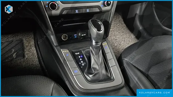HYUNDAI ELANTRA (AVANTE) 1.6 GDI VALUE PLUS